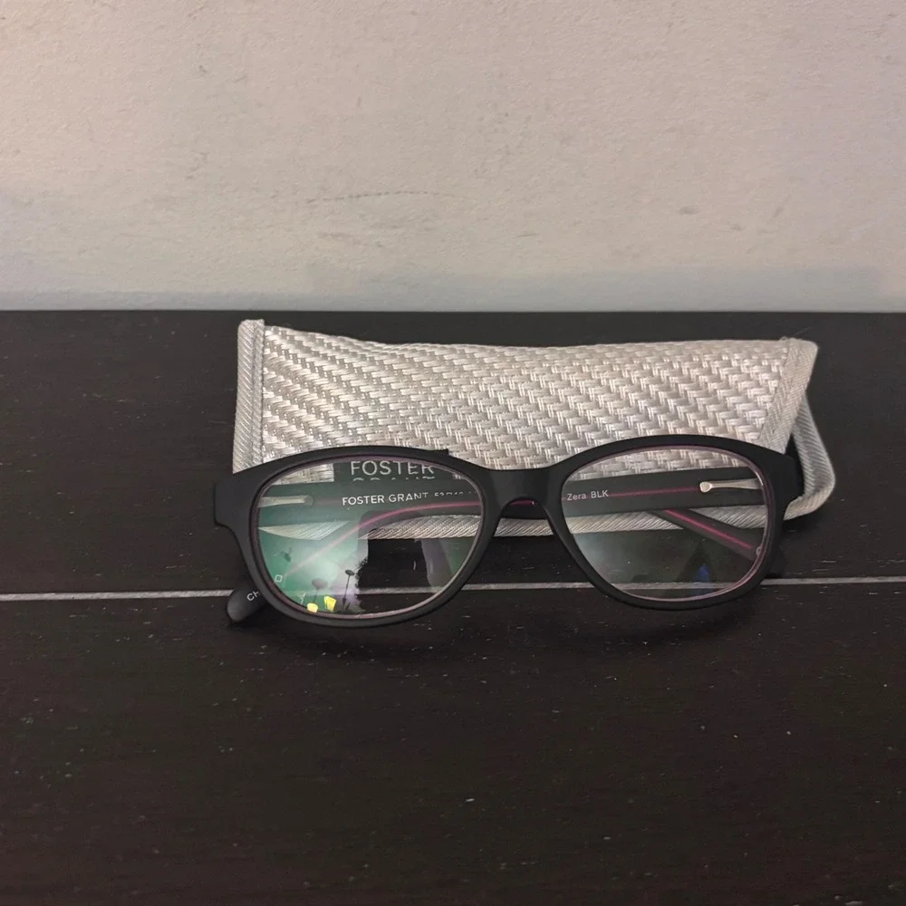 Foster‎ Grant Zera BLK HD1014 Black Pink Oval Reading Glasses +2.75 with Case